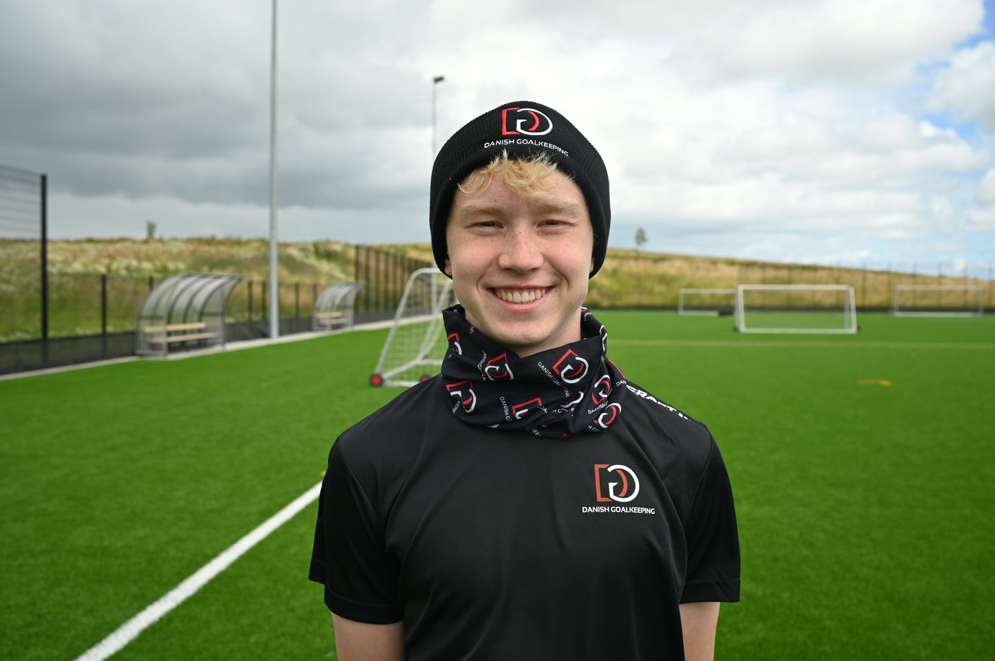 Danish Goalkeeping halsedisse